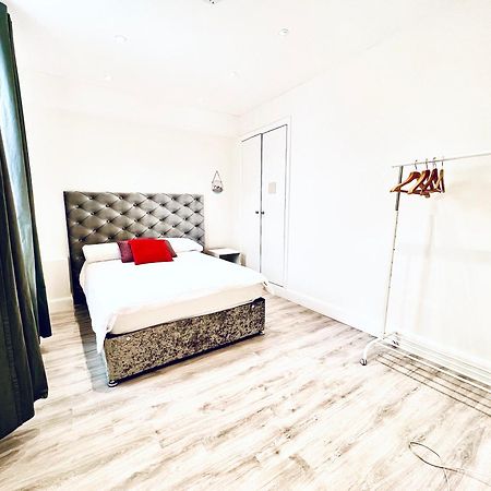 Harrow Apartments Лондон Экстерьер фото