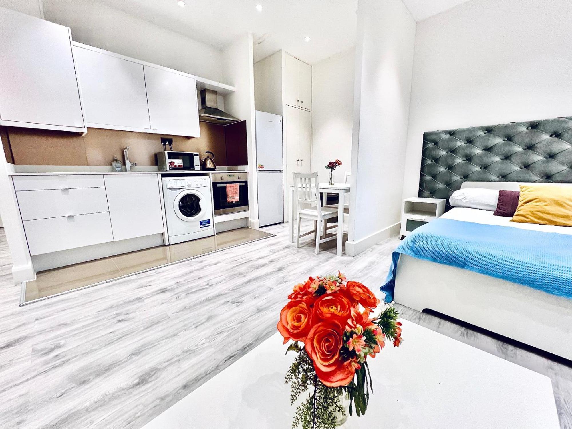 Harrow Apartments Лондон Экстерьер фото