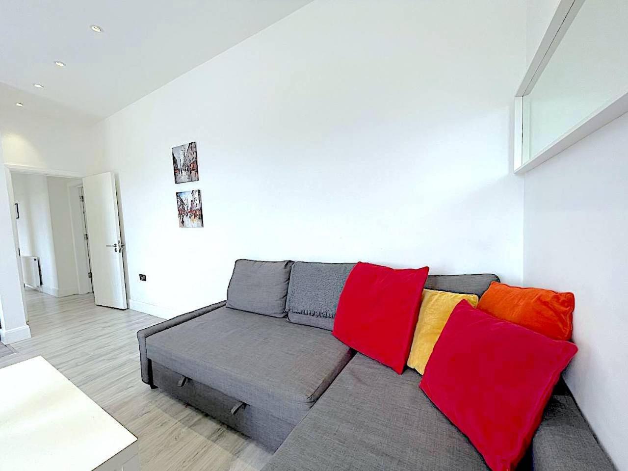 Harrow Apartments Лондон Экстерьер фото